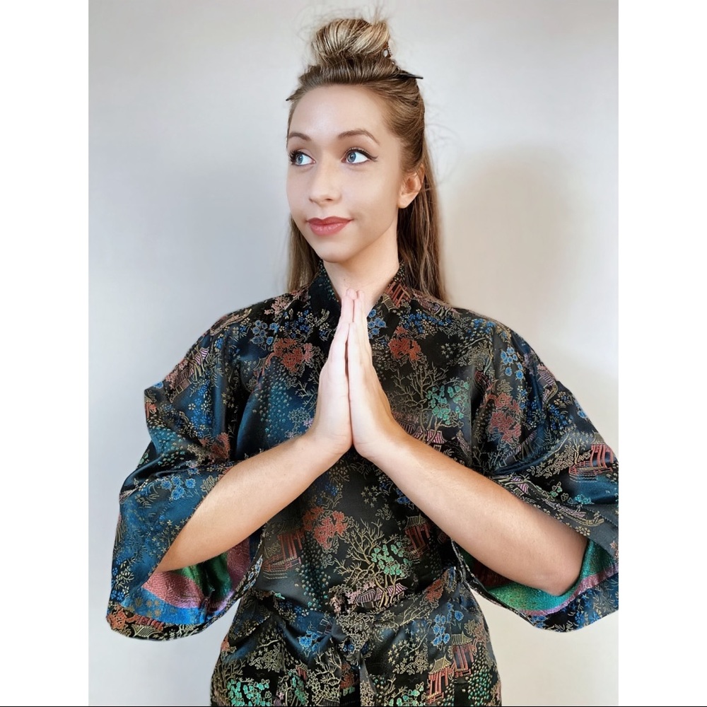 Rare vintage 100% silk Japanese kimono